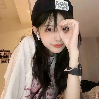 芒果和红色轮椅